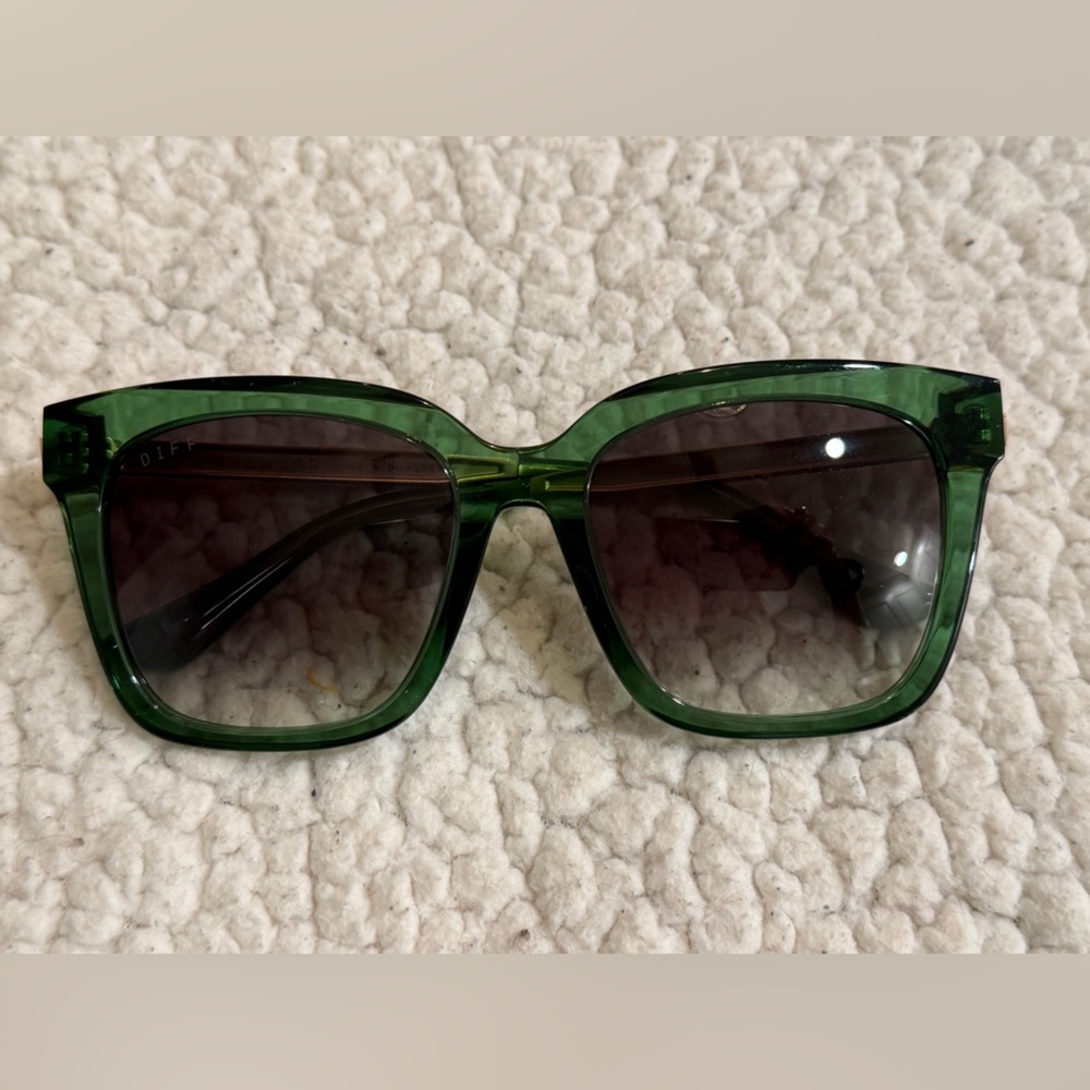 Diff Eyewear Forest Green Sunglasses - image 8
